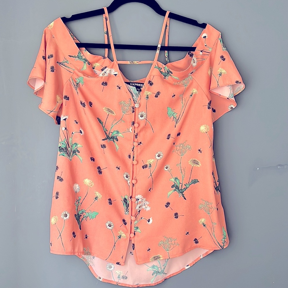 Express, medium, rose with wild flower pattern